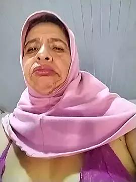 Freechat Naughty_mommy on StripChat