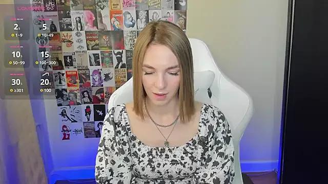 NessaDiazz on StripChat 