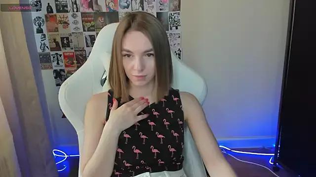 NessaDiazz on StripChat 