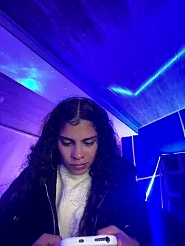 NINA_18_YEARS from StripChat