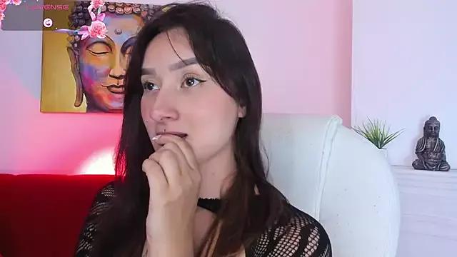 nina_collinns on StripChat