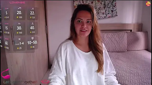 ParisW from StripChat