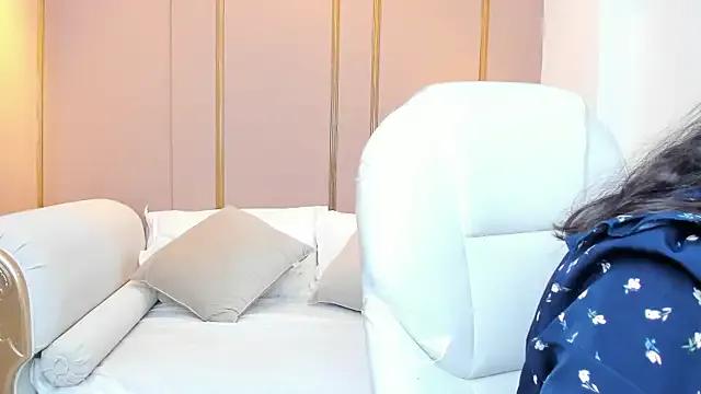 PerlaPreciosa from StripChat