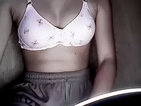 Freechat PinaySkinnyGirl on StripChat