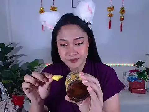 Freechat plysaithailand on StripChat