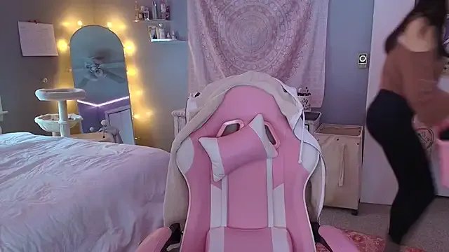 princesselysia from StripChat