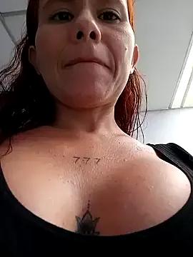 Queen_lorena on StripChat 