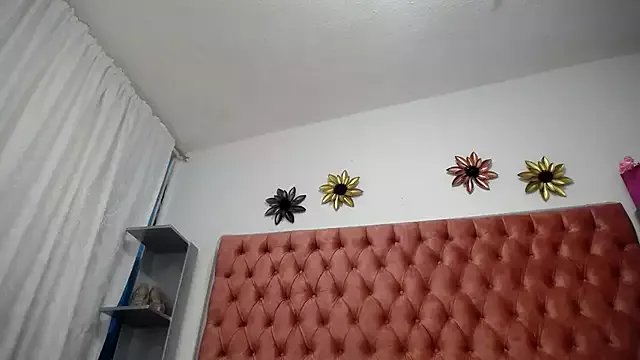 RACHELL__HOT on StripChat