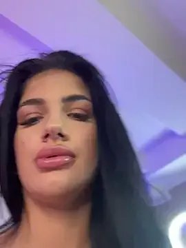 Freechat RaisaKali on StripChat