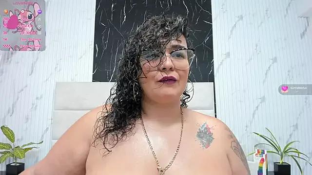 Reginavegaa — DOGGY AND SPANKS 