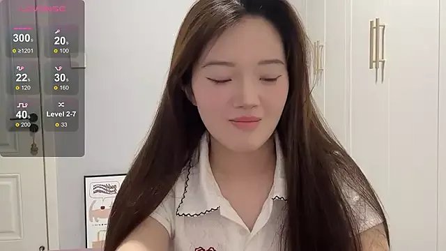 Freechat rose-u on StripChat