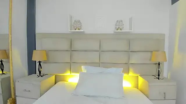 Freechat RoseCassie on StripChat