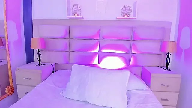 Freechat RoseCassie on StripChat