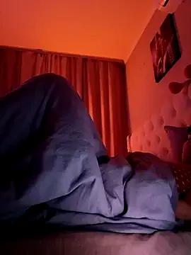 ROXOLANAA_SEXY on StripChat 