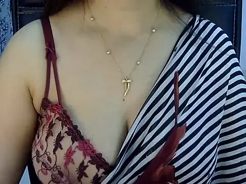 Freechat Rumi_cute on StripChat