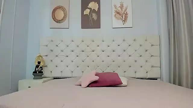 Freechat SALOME_F0X_ on StripChat