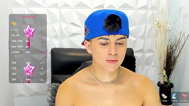 Sam_Daves from StripChat