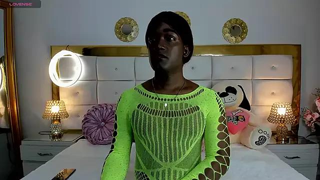 SammyGirlTS on StripChat 