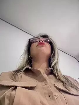 Private sara_calderon on StripChat