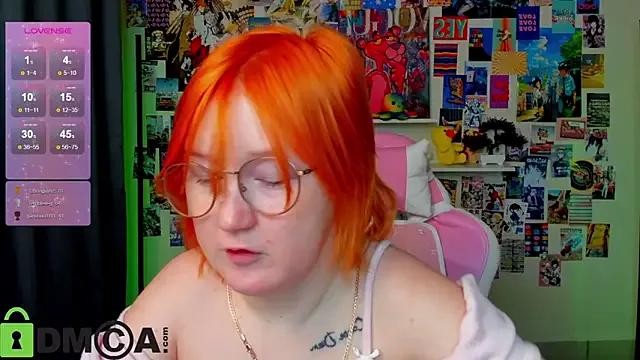 Sara_Robinson on StripChat 