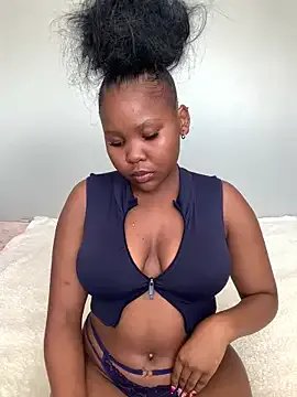 Scarlettxx21 from StripChat