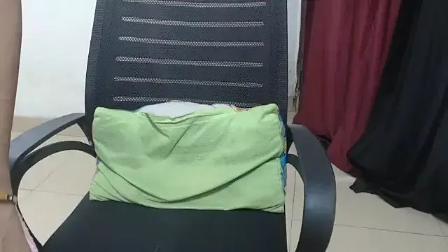 Freechat sexy_vani1 on StripChat