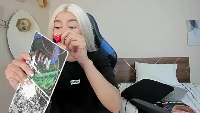 Try 23 years old SofiaClarkson from StripChat SofiaClarkson from StripChat