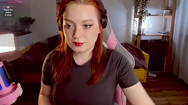 Naked Sofy_Benson wants you to fuck her body now Sofy_Benson from StripChat