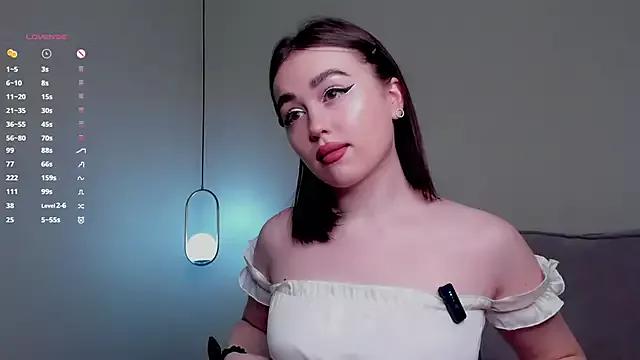 SunnCowick on StripChat 