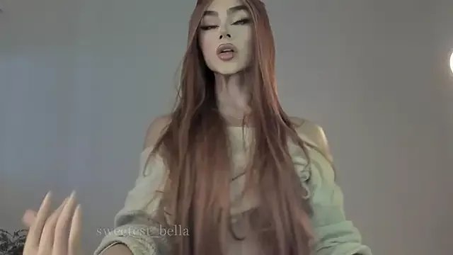 sweetest_bella on StripChat
