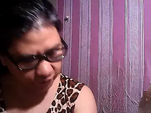 sweetsosie18 on StripChat 