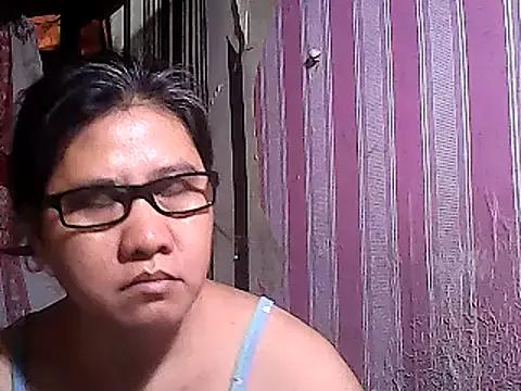 sweetsosie18 on StripChat 