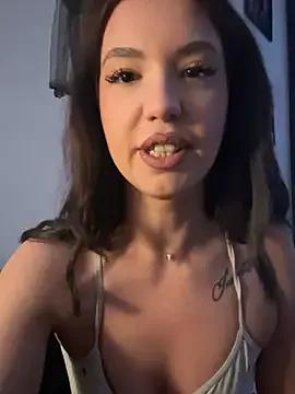 TiffanyJaye on StripChat 