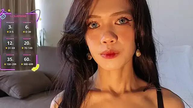 TinyMika from StripChat