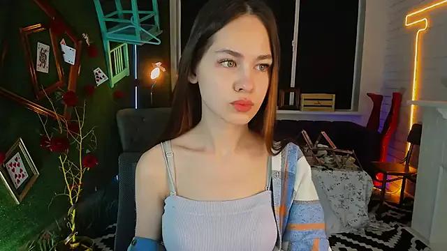 Freechat UliaNeer on StripChat