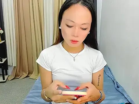 Ur_fav_bhellatrix — LETS HAVE SOME FUN BABE!