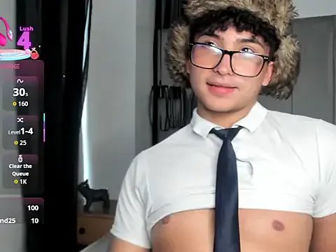 Freechat Valentin0_3 on StripChat