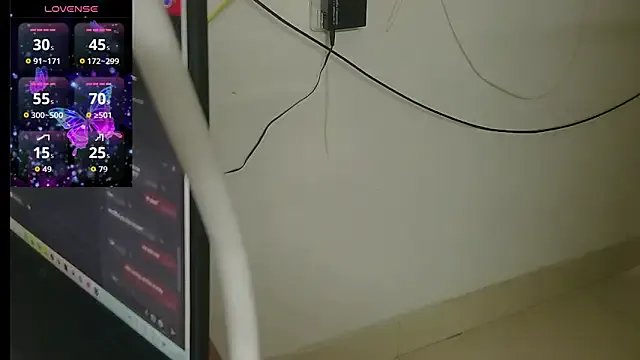 Freechat vaporizerr on StripChat