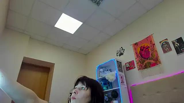 Freechat VeraWatts on StripChat