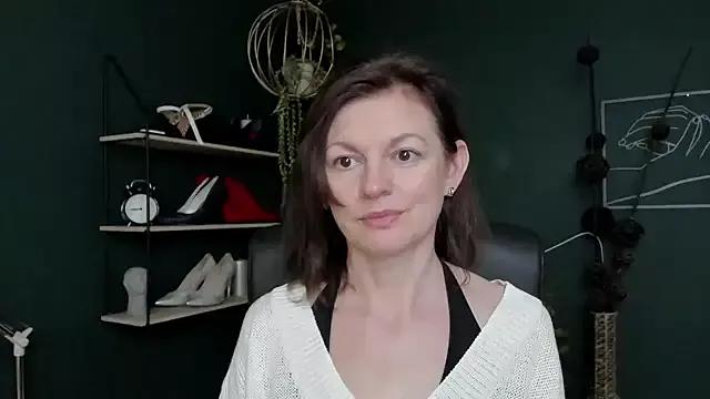 Freechat VivianWILD on StripChat